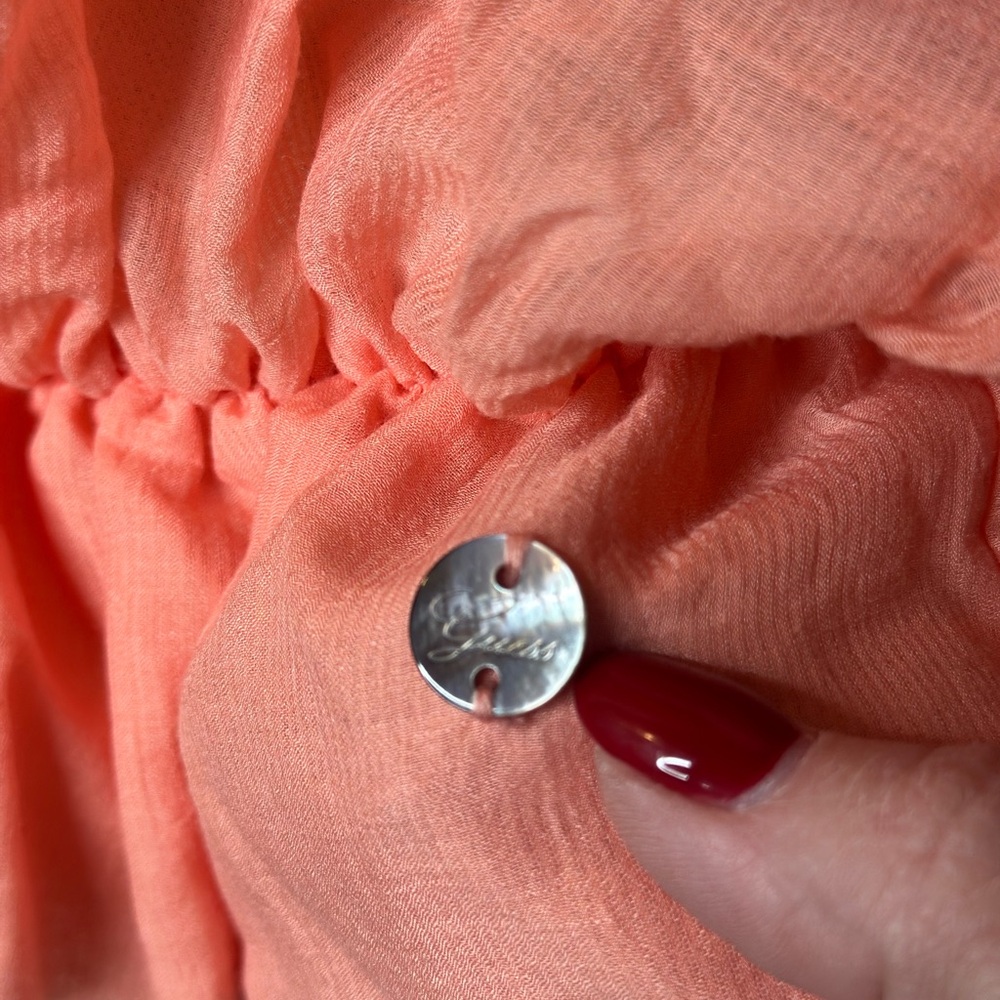 GUESS blouse - Picture 2 of 3